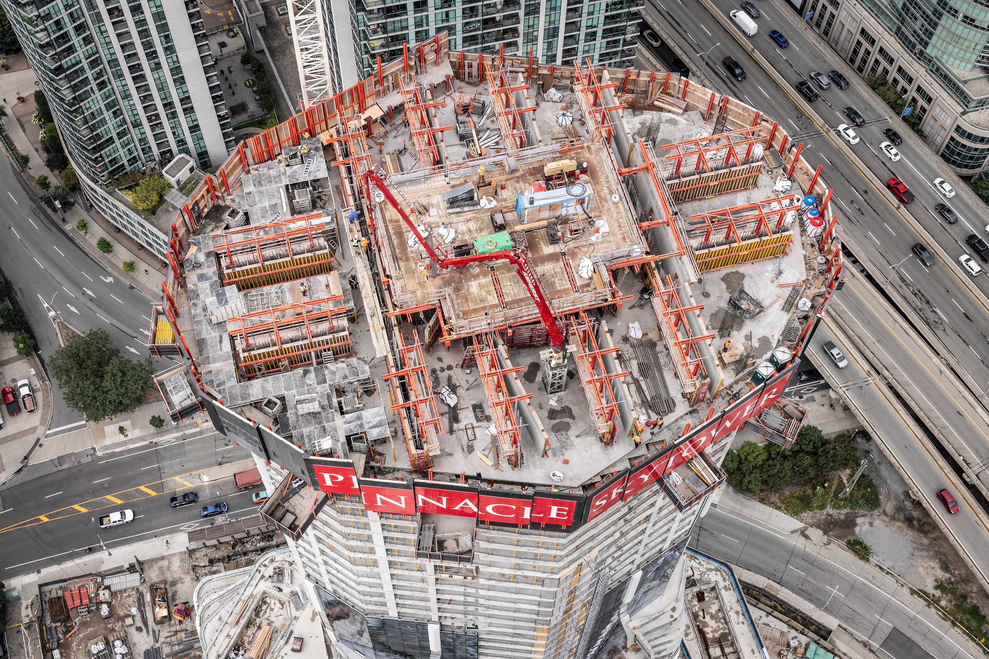 Pinnacle One Yonge